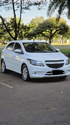 CHEVROLET ONIX 1.0 MPFI LT 8V FLEX 4P MANUAL CHEVROLET ONIX 1.0 MPFI LT 8V FLEX 4P MANUAL